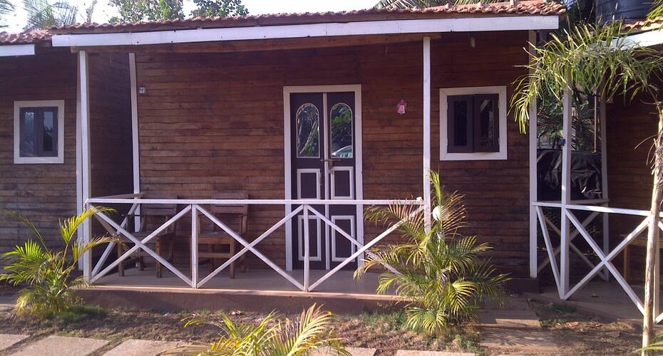 Boaty's Beach Cottage, Goa 4
